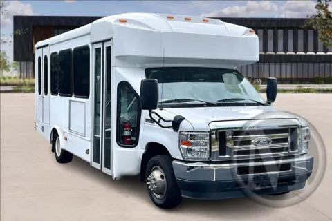 Unknown 2022 Ford E350 for sale in Capitol Heights, MD