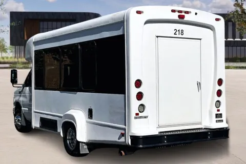More photos of 2022 Ford E350 at Master's Transportation - Washington, D.C., MD