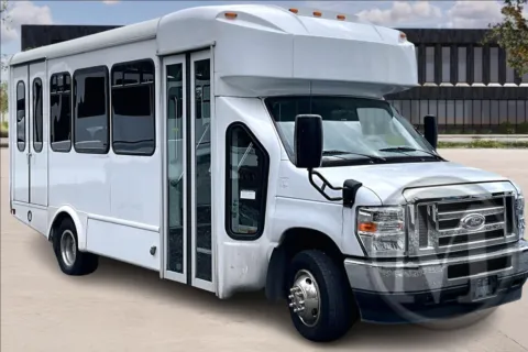 White 2024 Ford E450 for sale in Capitol Heights, MD