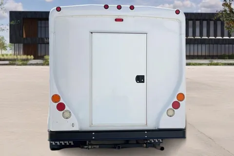 More photos of 2016 Ford E450 at Master's Transportation - Los Angeles, CA