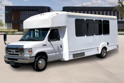 More photos of 2016 Ford E450 at Master's Transportation - Los Angeles, CA