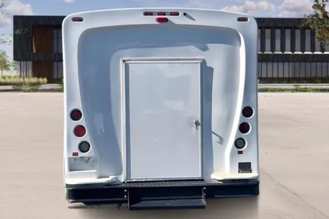 More photos of 2023 Ford E450 at Master's Transportation - Los Angeles, CA