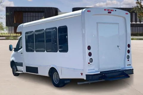 More photos of 2021 Freightliner SPRINTER at Master's Transportation - Dallas/Fort Worth, TX