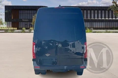 More photos of 2021 Mercedes-Benz Sprinter at Master's Transportation - Dallas/Fort Worth, TX