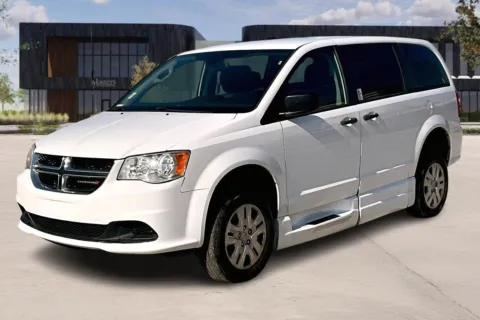 Another view of 2019 Dodge GRAND CARAVAN for sale in Irving, TX at Master's Transportation - Dallas/Fort Worth