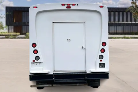 More photos of 2022 Chevrolet 3500 at Master's Transportation - Dallas/Fort Worth, TX