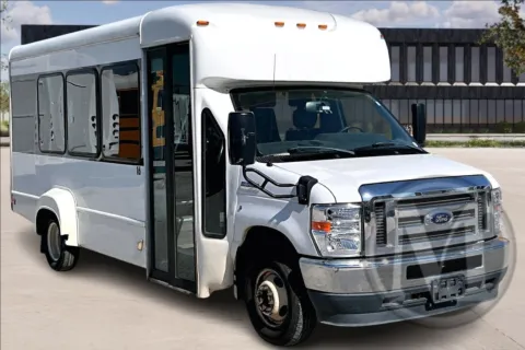White 2022 Ford E350 for sale in Irving, TX