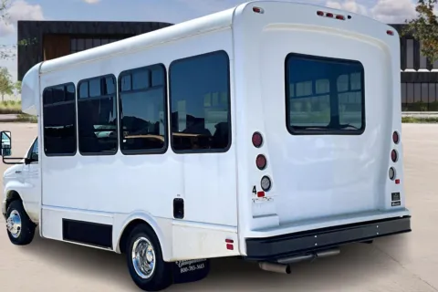 More photos of 2024 Ford E450 at Master's Transportation - Dallas/Fort Worth, TX