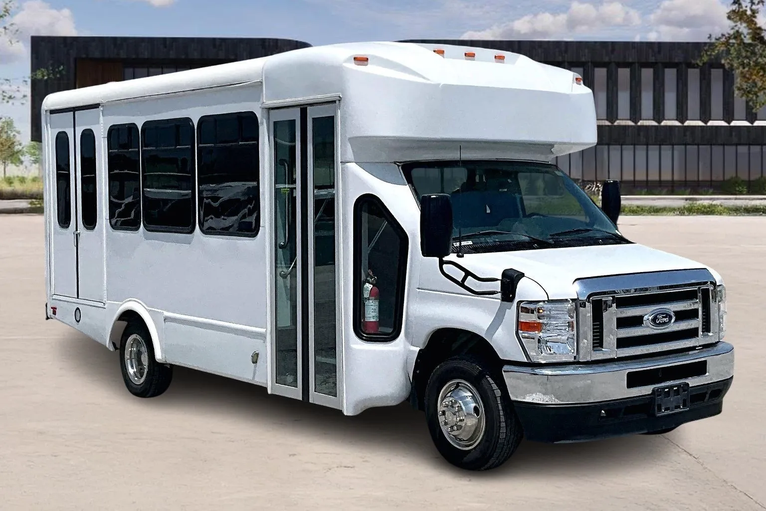 White 2024 Ford E450 for sale in Irving, TX