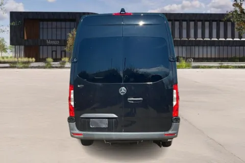 More photos of 2019 Mercedes Benz SPRINTER at Master's Transportation - Dallas/Fort Worth, TX