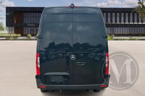 More photos of 2019 Mercedes-Benz Sprinter at Master's Transportation - Dallas/Fort Worth, TX