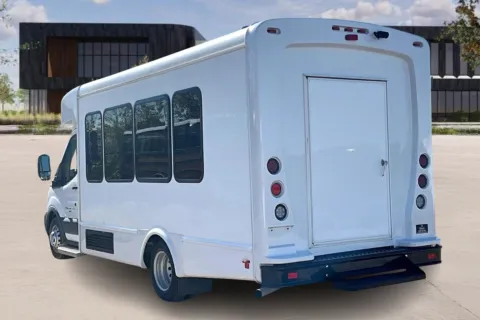 More photos of 2022 Ford Transit at Master's Transportation - Dallas/Fort Worth, TX