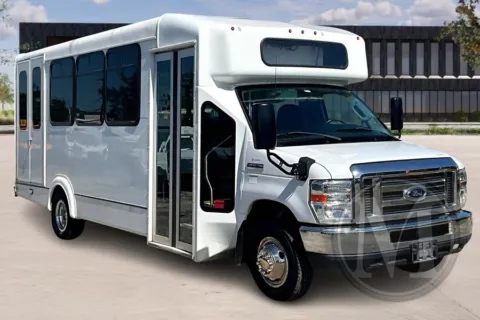 White 2019 Goshen CNG PREP for sale in Irving, TX