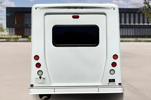 More photos of 2019 Ford E450 at Master's Transportation - Dallas/Fort Worth, TX