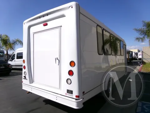 More photos of 2019 Ford E450 at Master's Transportation - Dallas/Fort Worth, TX