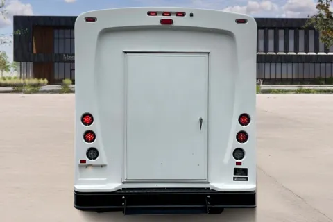 More photos of 2021 Freightliner Sprinter at Master's Transportation - Nashville, TN