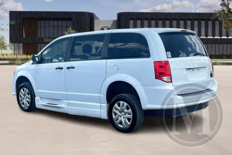 More photos of 2019 Dodge Grand Caravan at Master's Transportation - Nashville, TN
