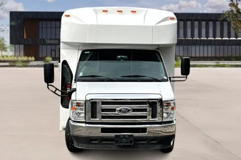 Photos of 2025 Ford E450 for sale in Nashville, TN at Master's Transportation - Nashville