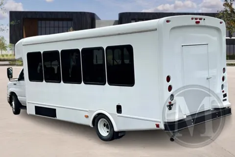 More photos of 2025 Ford E450 at Master's Transportation - Nashville, TN