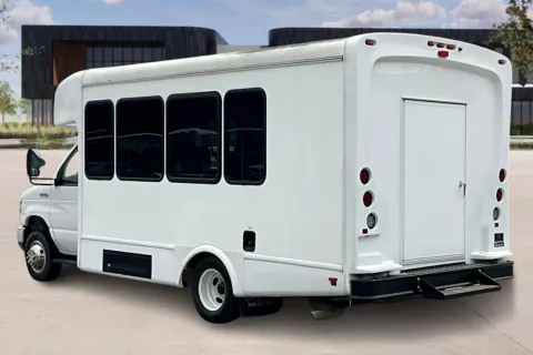 More photos of 2023 Ford E350 at Master's Transportation - Nashville, TN