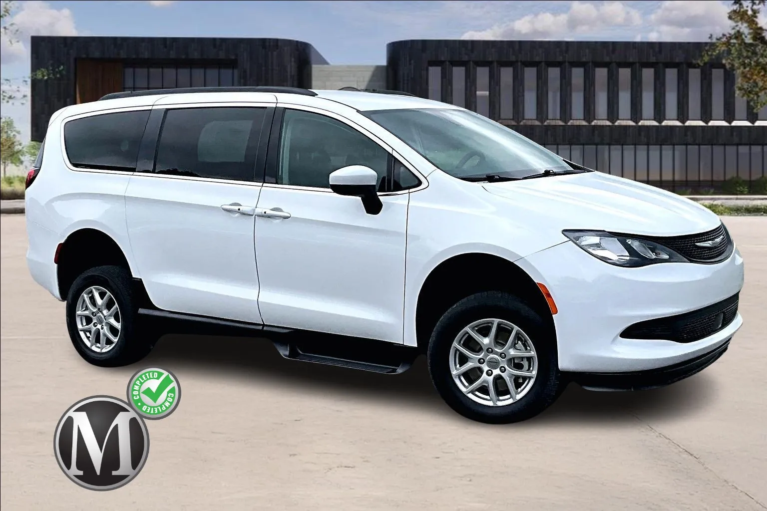 White 2021 Chrysler VOYAGER for sale in Nashville, TN