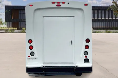 More photos of 2021 Freightliner Sprinter at Master's Transportation - Orlando, FL