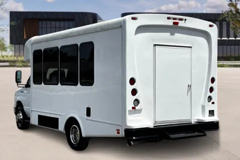 More photos of 2023 Ford E450 at Master's Transportation - Orlando, FL