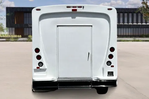 More photos of 2023 Ford E450 at Master's Transportation - Orlando, FL