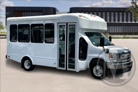 White 2025 Ford E450 for sale in Orlando, FL