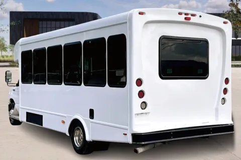 More photos of 2022 Ford E450 at Master's Transportation - Orlando, FL