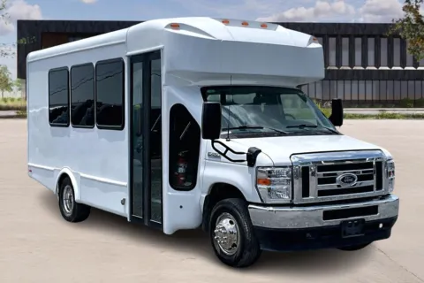 White 2023 Ford E450 for sale in Orlando, FL