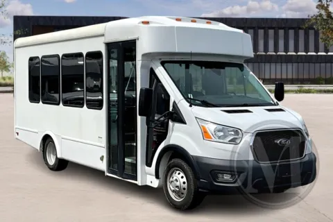 White 2022 Glaval Commute for sale in Orlando, FL