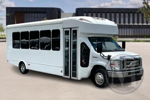 White 2022 Glaval UNIVERSAL for sale in Orlando, FL