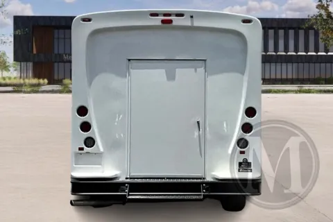 More photos of 2022 Glaval UNIVERSAL at Master's Transportation - Orlando, FL