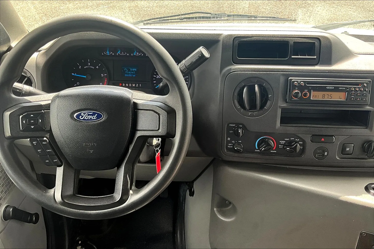 2022 Ford E-Series Cutaway Base - Photo 8