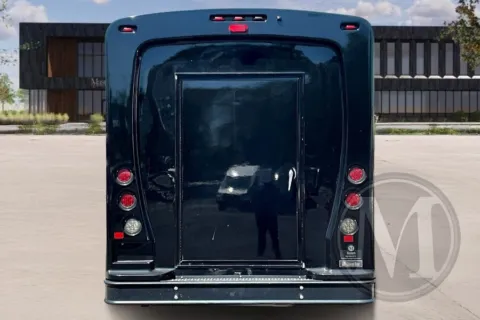 More photos of 2021 Ford Transit at Master's Transportation - Orlando, FL