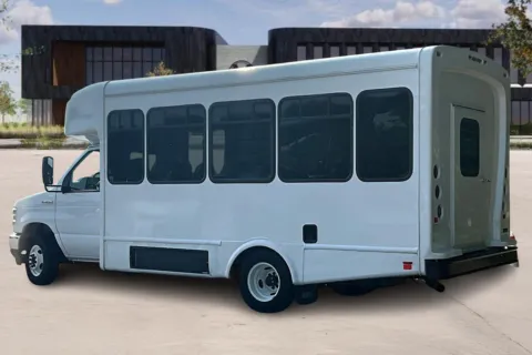 More photos of 2024 Ford E450 at Master's Transportation - Atlanta, GA