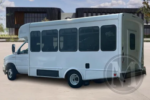 More photos of 2024 Ford E450 at Master's Transportation - Atlanta, GA