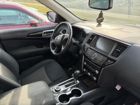 More photos of 2017 Nissan Pathfinder SV at Funky's Automotive - A division of ETC Auto Group, OH