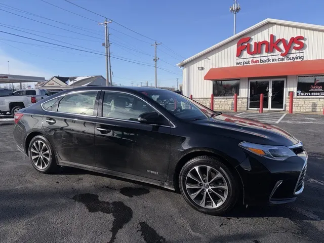 2018 Toyota Avalon XLE Premium's photo
