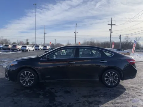 More photos of 2018 Toyota Avalon Hybrid XLE Premium at Funky's Automotive - A division of ETC Auto Group, OH