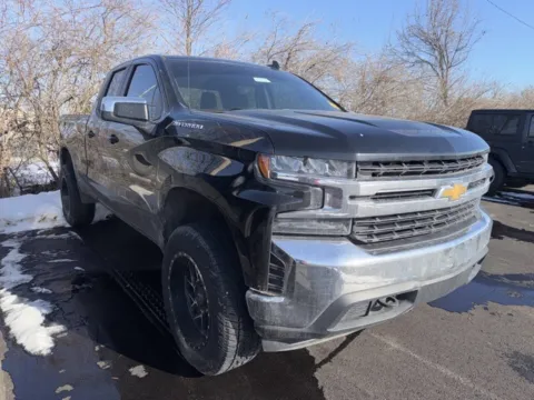 Another view of 2020 Chevrolet Silverado 1500 LT for sale in Grove City, OH at Funky's Automotive - A division of ETC Auto Group