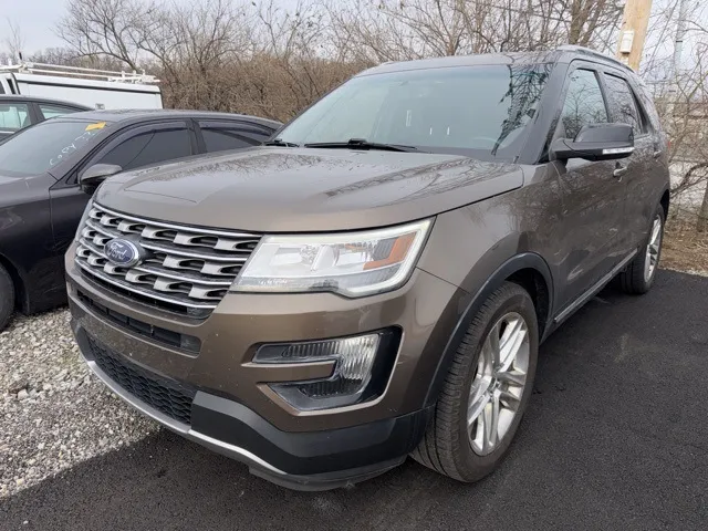 Brown 2016 Ford Explorer XLT for sale in Grove City, OH
