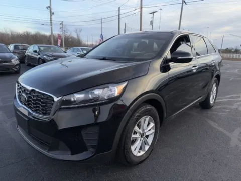 Another view of 2020 Kia Sorento LX for sale in Grove City, OH at Funky's Automotive - A division of ETC Auto Group