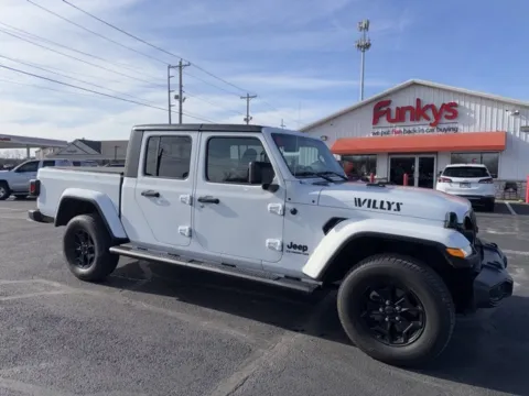 White 2021 Jeep Gladiator Willys for sale in Grove City, OH
