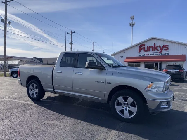 Gray 2010 Ram 1500 SLT for sale in Grove City, OH