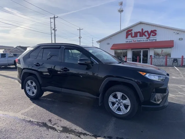 2019 Toyota RAV4 XLE for sale in Grove City, OH