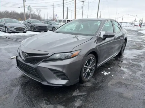 Another view of 2019 Toyota Camry SE for sale in Grove City, OH at Funky's Automotive - A division of ETC Auto Group