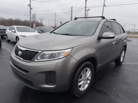 Another view of 2015 Kia Sorento LX for sale in Grove City, OH at Funky's Automotive - A division of ETC Auto Group