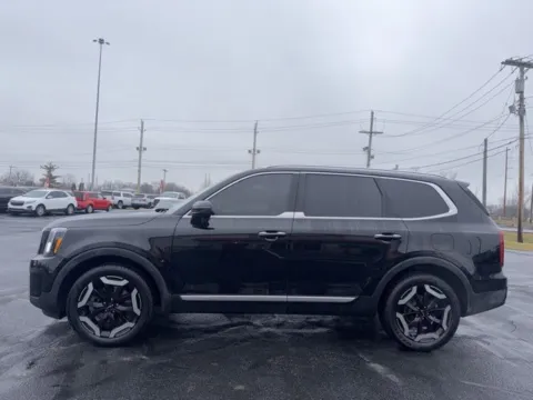 More photos of 2023 Kia Telluride S at Funky's Automotive - A division of ETC Auto Group, OH